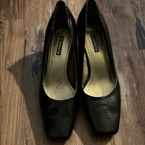 Liz Claiborne Black Heels Classic Design